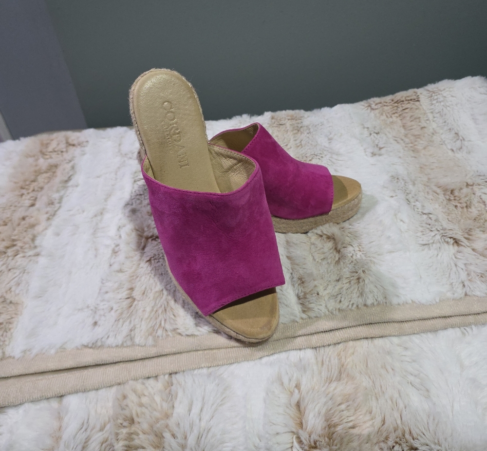 Cordani Fuchsia Suede Slide Mules